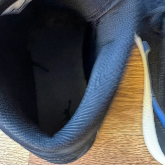 2018 AirJordan 1 mid Multicolor Sneakers 554724-065 - Picture 10 of 14